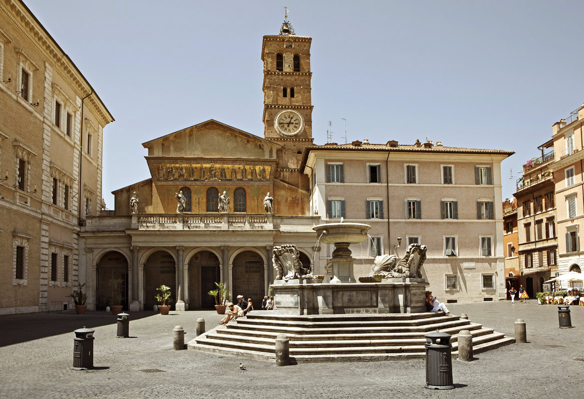 Basilica_Santa_Maria_in_Trastevere-01.jpg
